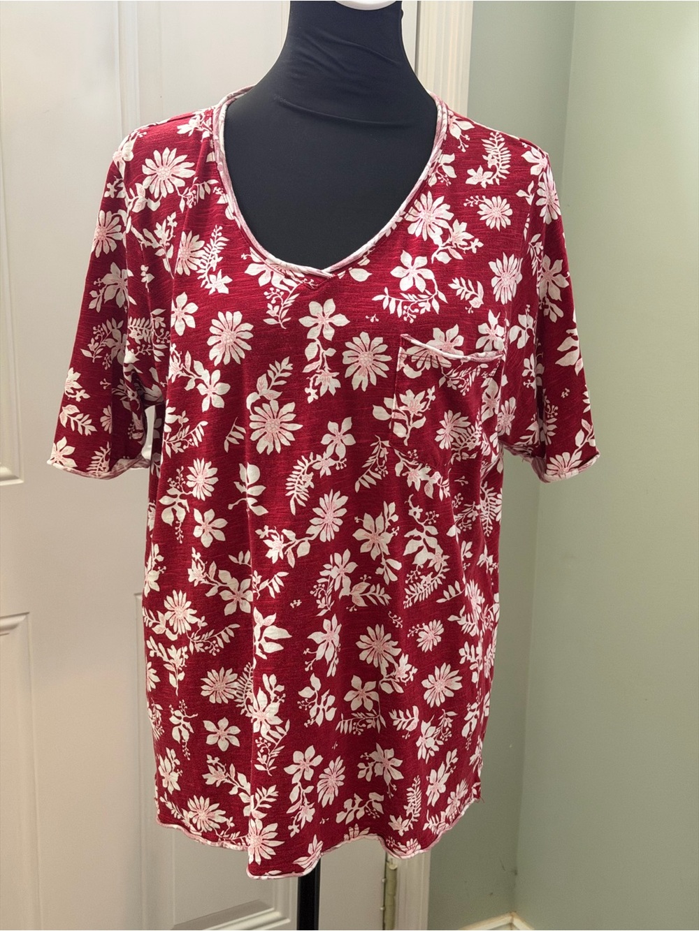 Market & Spruce Burgundy Floral Pocket Tee